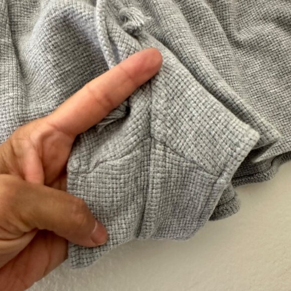 Brandy Melville Gray Waffle Knit Elastic Waist Shorts Pockets Cotton Airy Sz XS - Picture 4 of 8